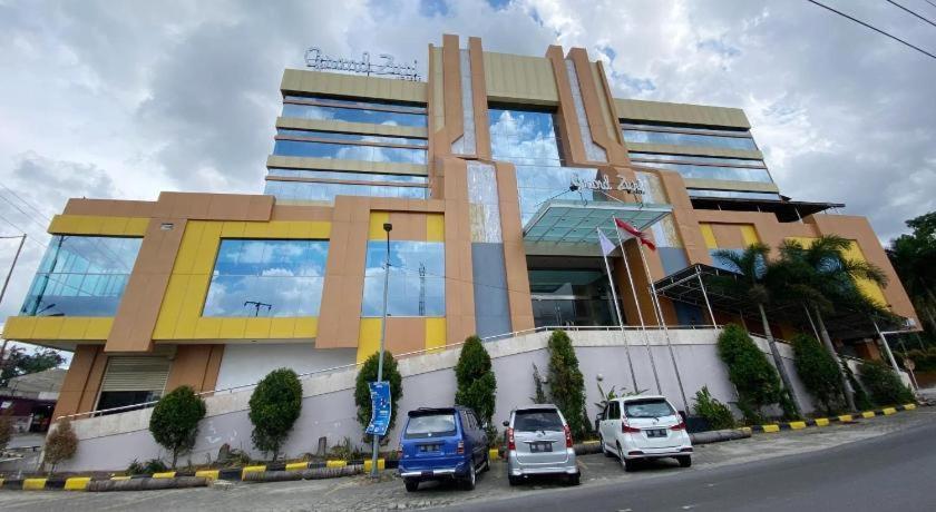 Horison Hotel Pematang Siantar Exterior photo